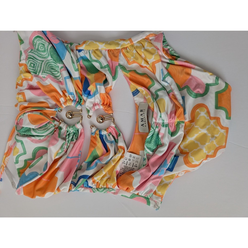 Amar By Amarante One-Piece Swimsuit Size Medium Colorful Cut Out Brazil Beachy - Picture 10 of 13